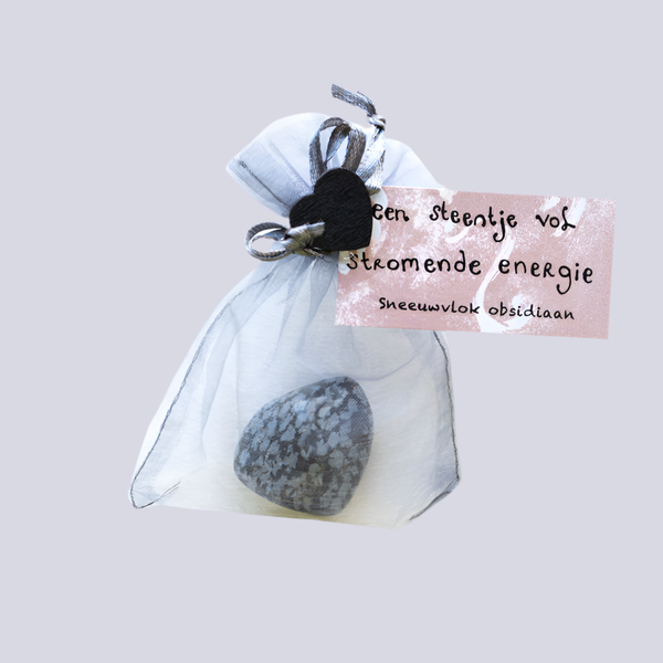 Pierre pleine d'énergie fluide