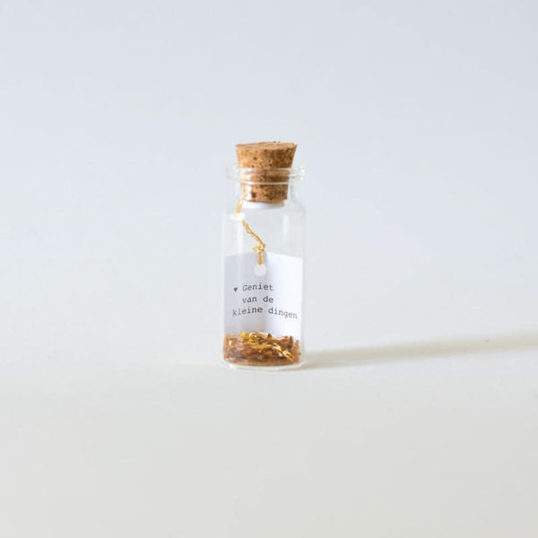 Flesje letters kleine dingen