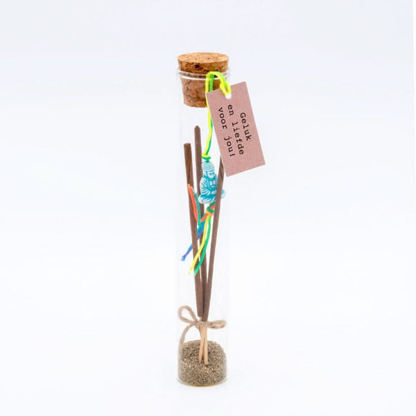 Tube avec encens