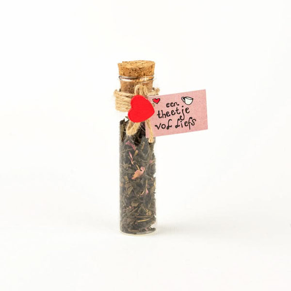 Een theetje vol liefs