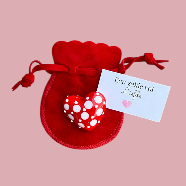 Zakje vol liefde glazen hart
