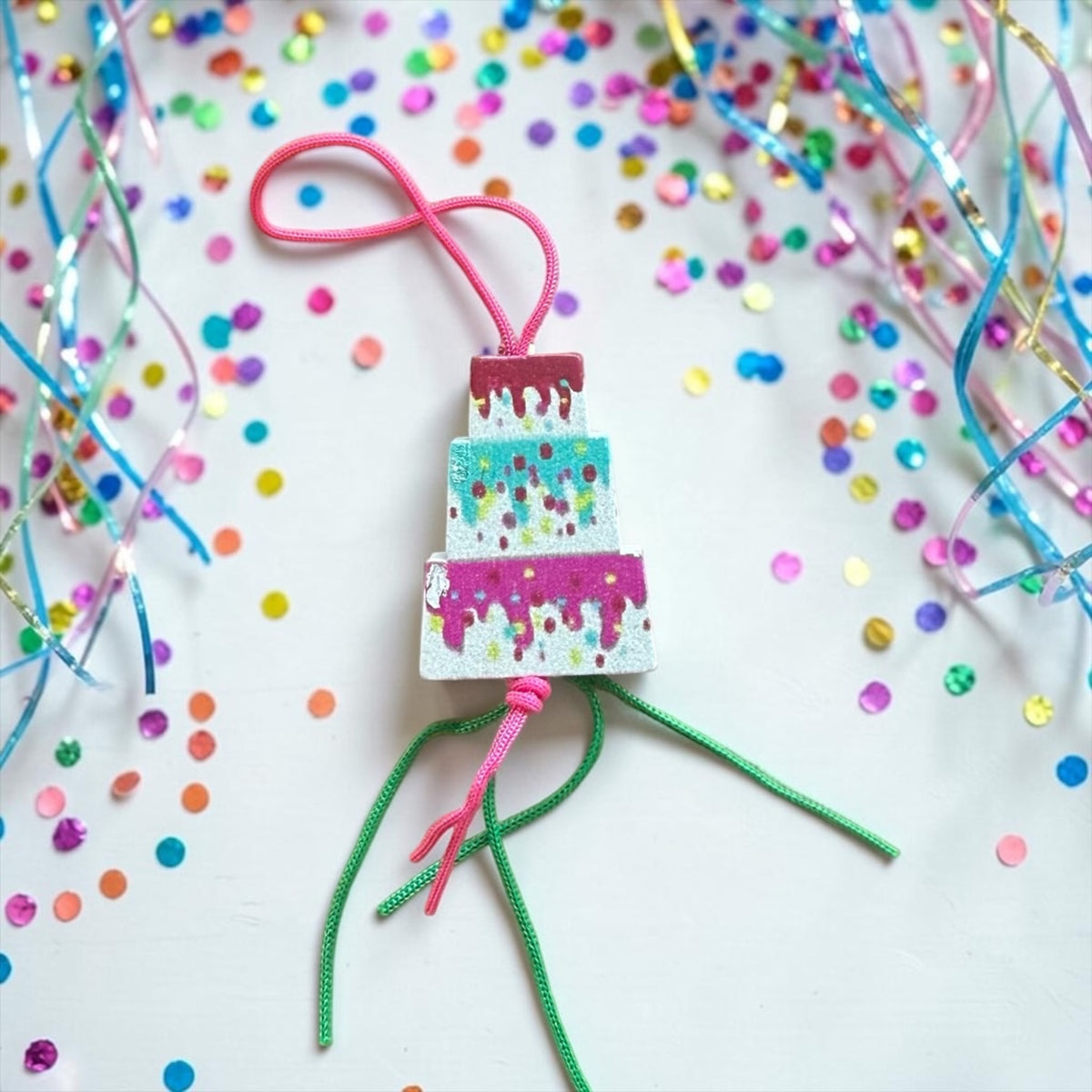 Gelukspoppetje Taart – Schattige Taartdecoratie