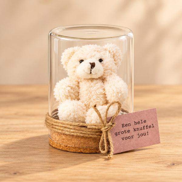 Witte knuffelbeer in stolp Een hele grote knuffel voor jou