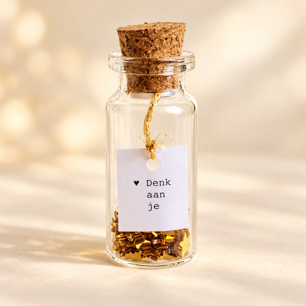 Flesje met gouden sterren en wensje Denk aan je
