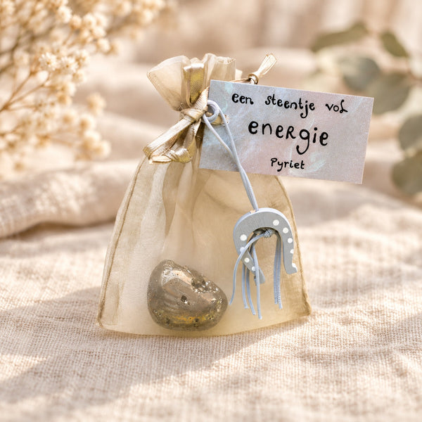 Knuffelsteen vol energie-Pyriet – in cadeauzakje